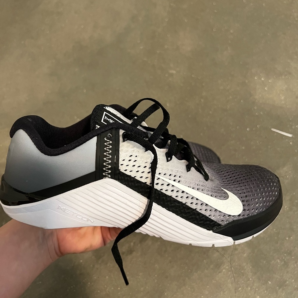 Womens Nike Metcons NWOT